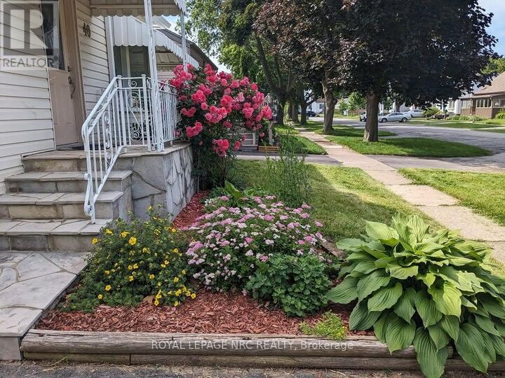 Property Photo:  40 Shakespeare Avenue  ON L2R 6M6 