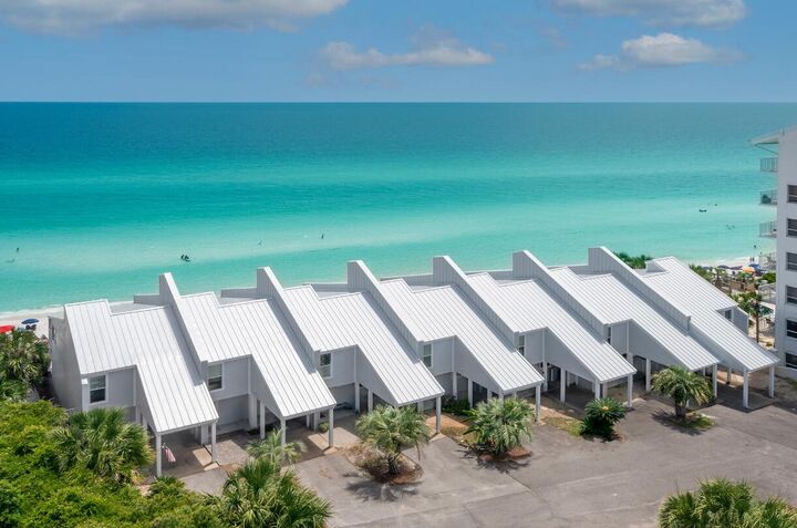 Property Photo:  2381 W County Highway 30A Highway Unit 3A  FL 32459 