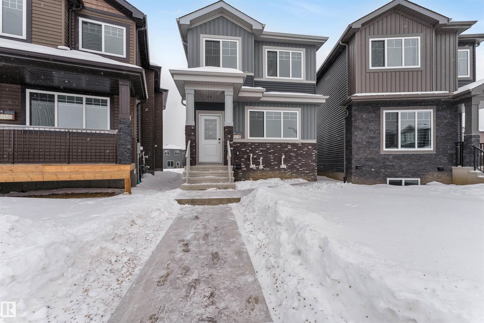 Property Photo:  4371 37 Street  AB T4X 3A7 