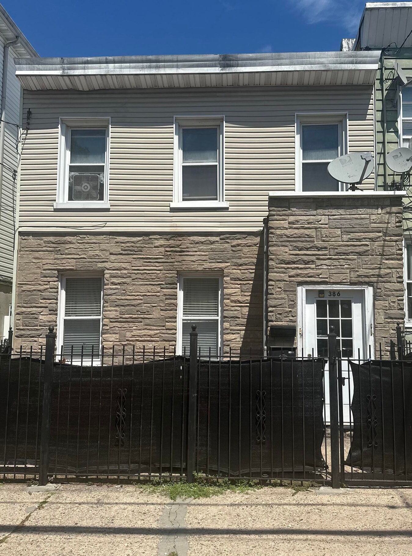 Property Photo:  386 Union St  NJ 07304 
