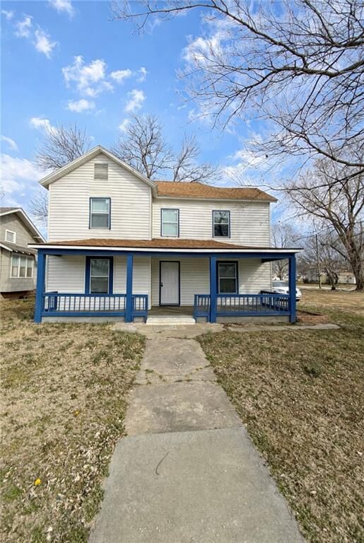 Property Photo:  704 W Main Street  KS 67301 