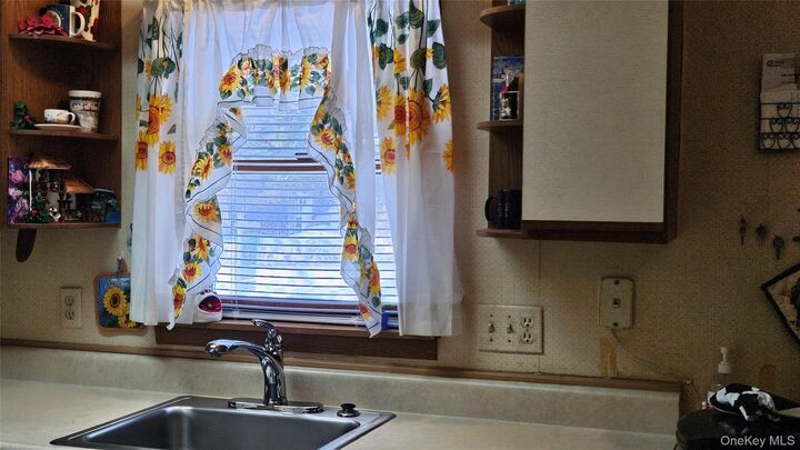 Property Photo:  7 Sara Drive  NY 12759 