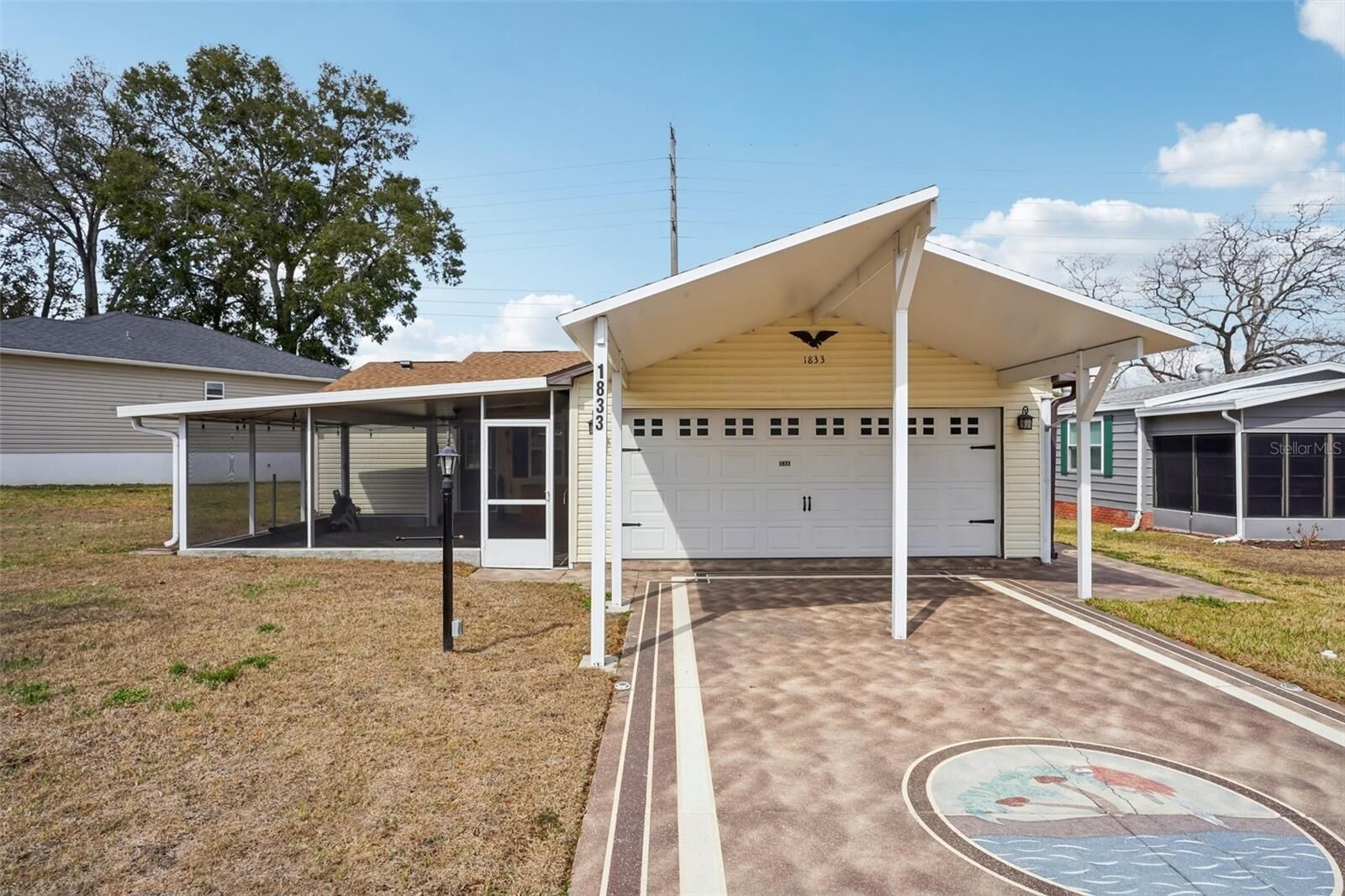 Property Photo:  1833 W Schwartz Boulevard  FL 32159 