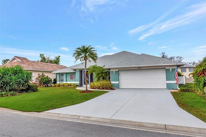 Property Photo:  4806 Jacaranda Heights Drive  FL 34293 