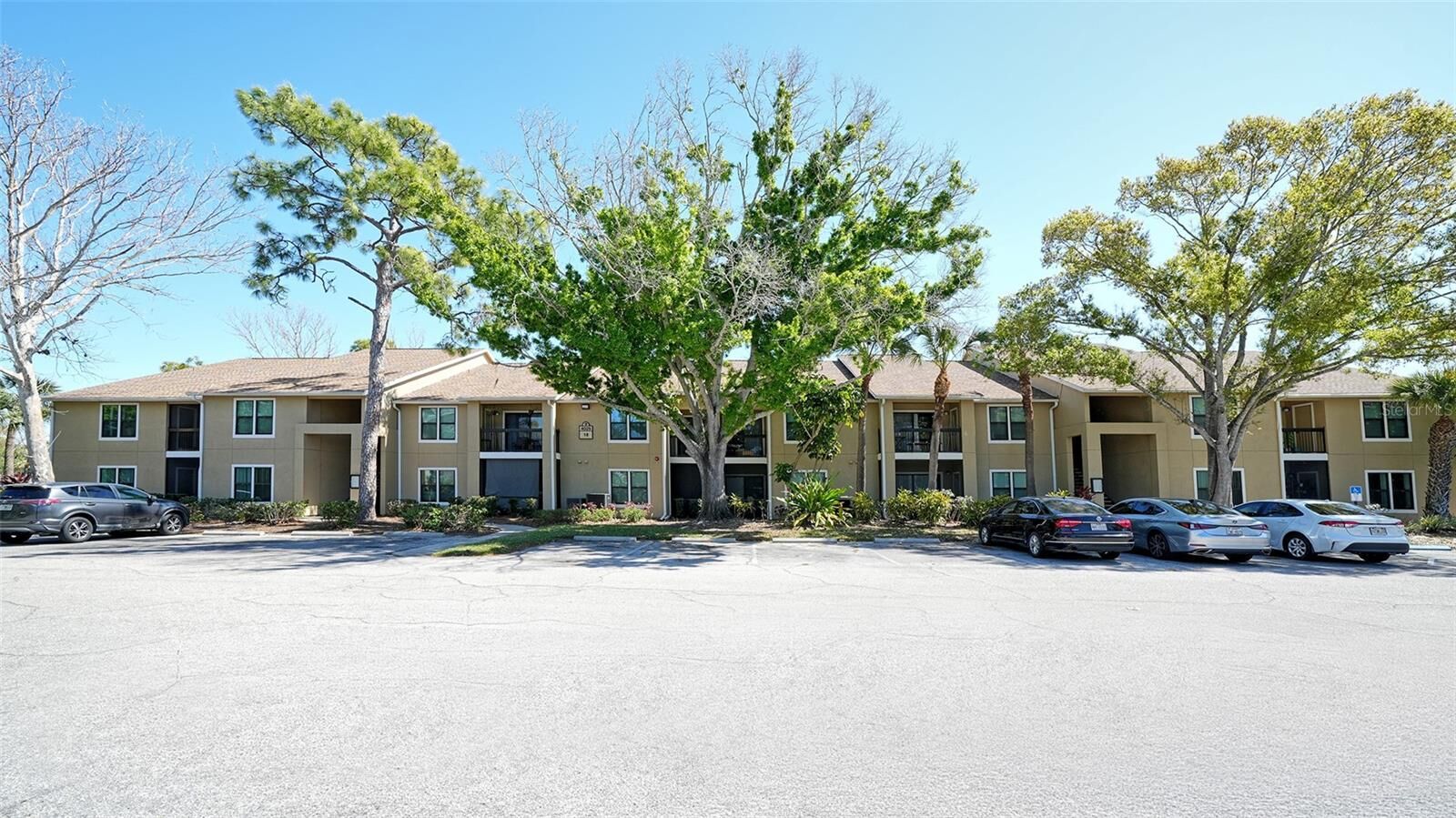 Property Photo:  4029 Crockers Lake Boulevard 1811  FL 34238 