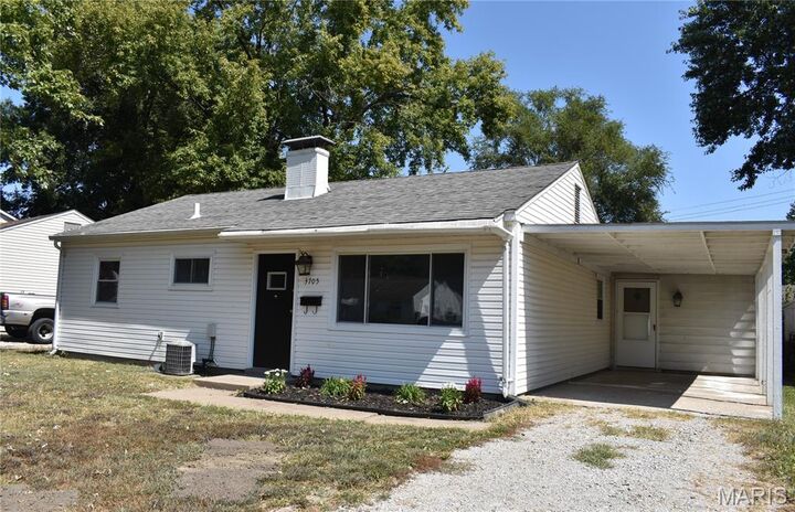Property Photo:  3705 Little Flower Lane  IL 62226 