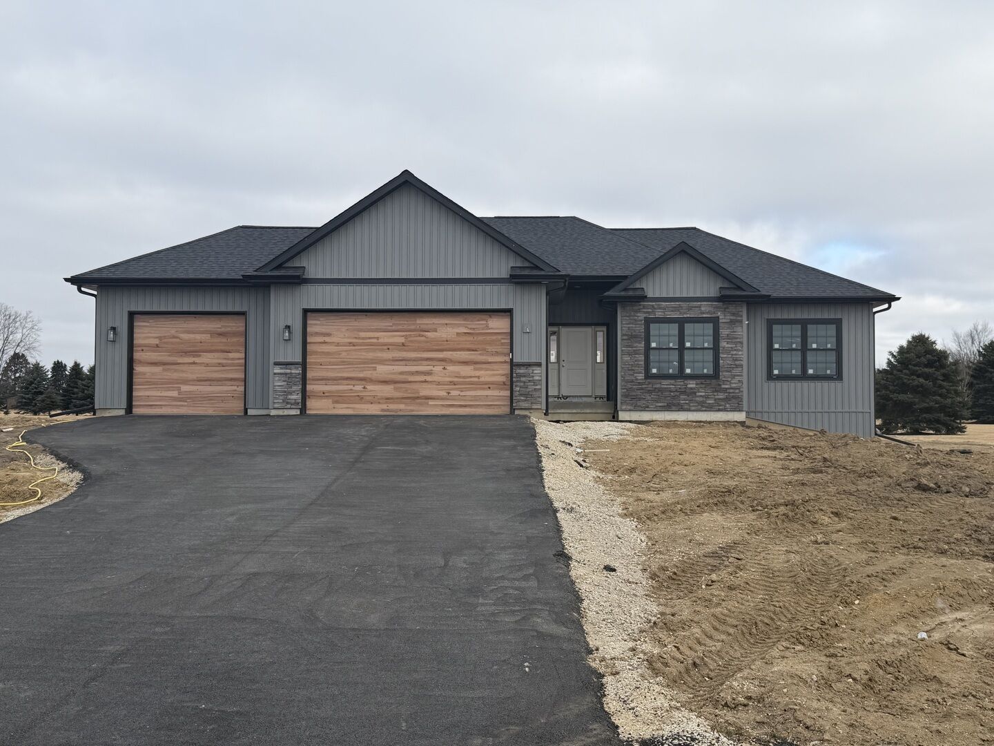 Property Photo: 10398 E Clara Avenue IL 61068