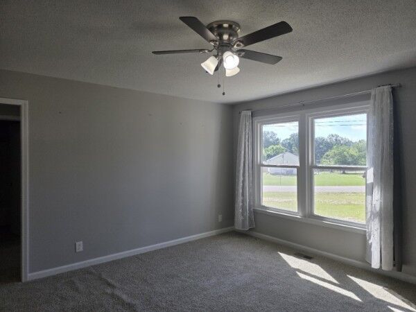Property Photo: 986 May Apple Dr TN 37042