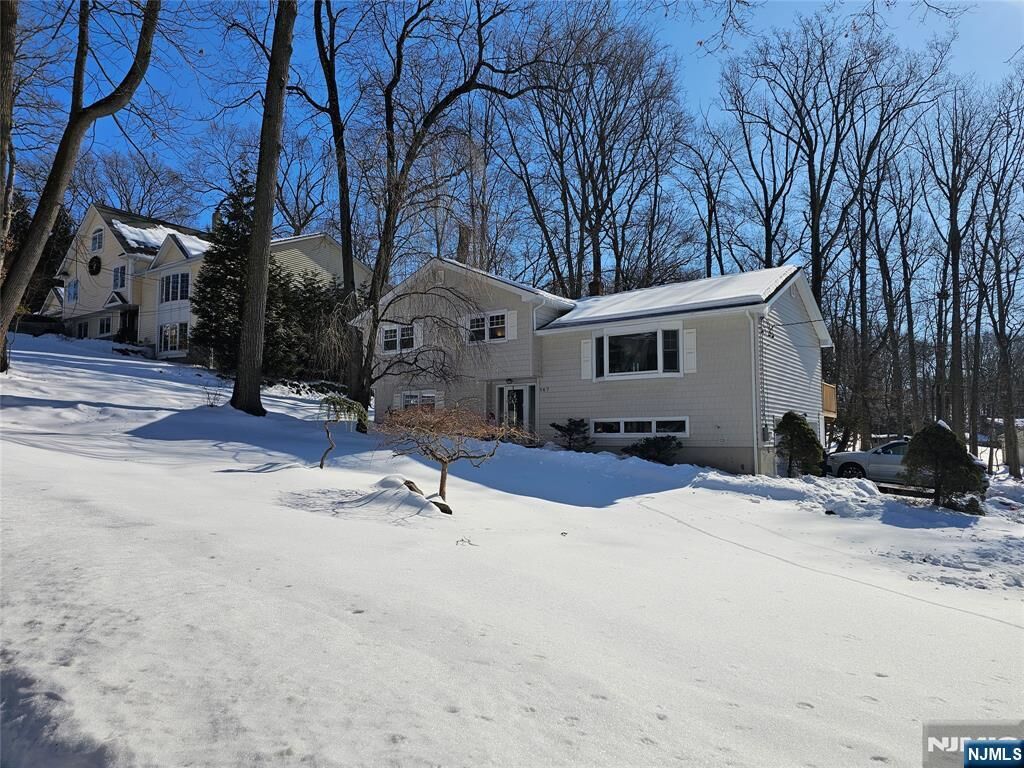Property Photo:  567 Stellman  NJ 07675 