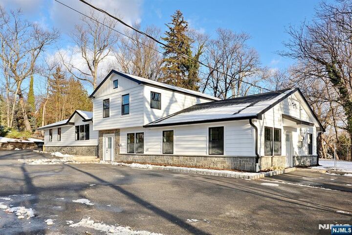 Property Photo:  50 Kinderkamack Road 1  NJ 07677 