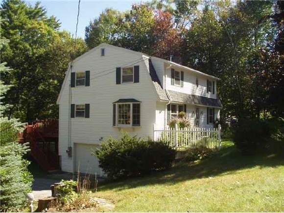 Property Photo:  141 Robinson Road  NH 03051 