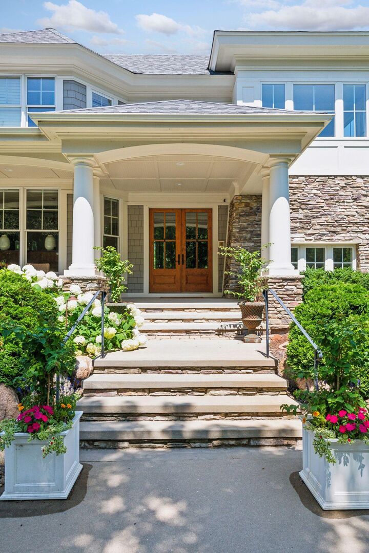 Property Photo: 20270 Excelsior Boulevard MN 55331