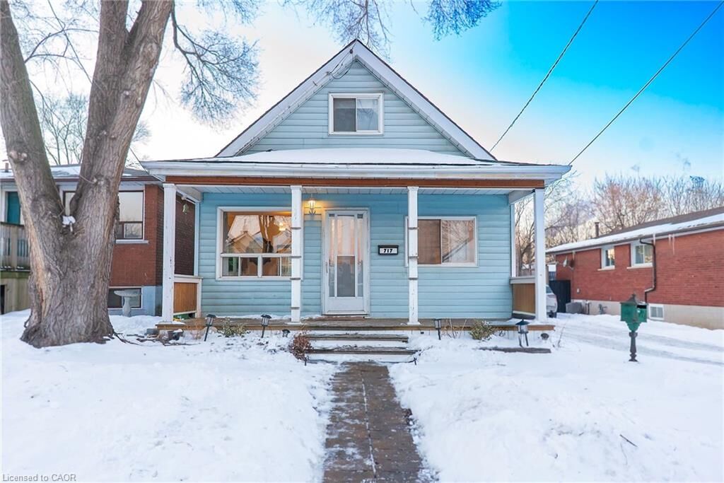 Property Photo: 717 Knox Avenue ON L8H 6K7