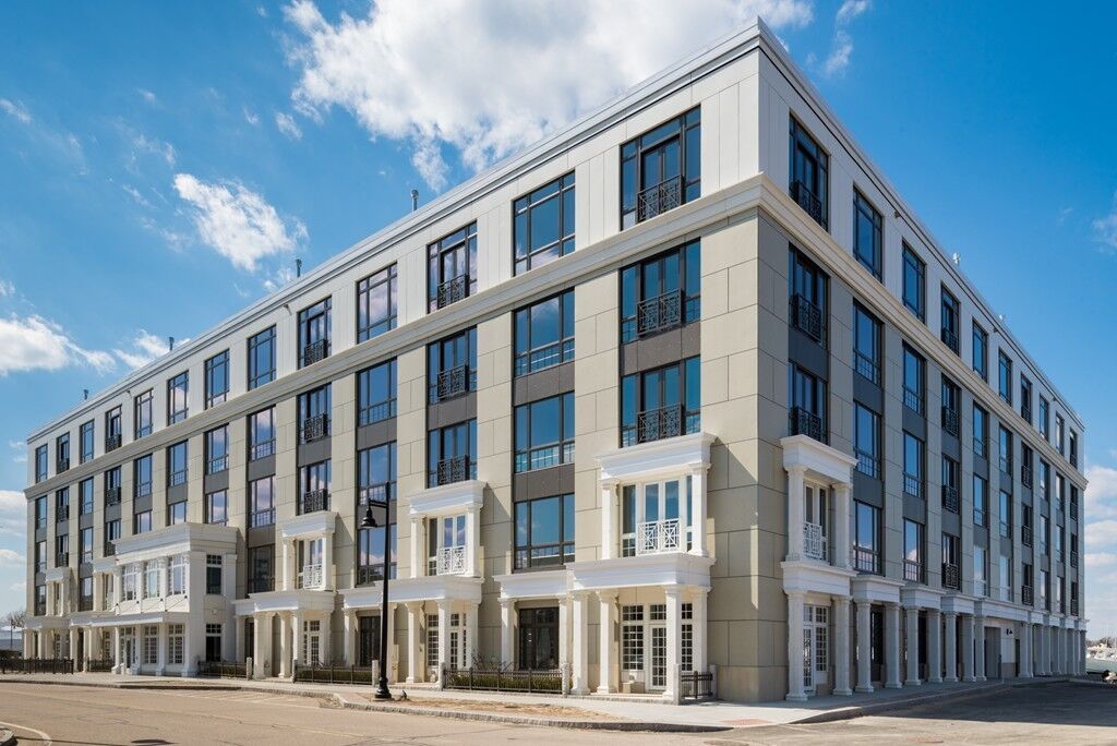 Property Photo:  10 Shipyard Dr 204  MA 02043 