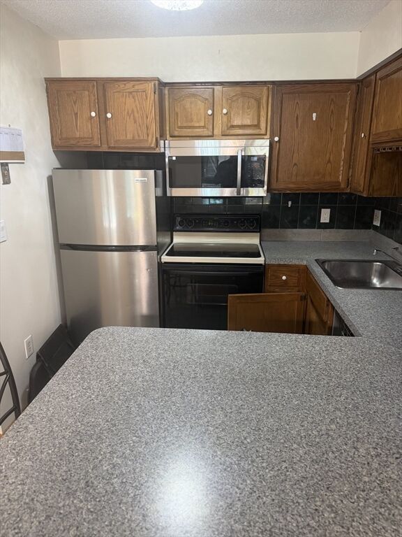Property Photo:  60 Rantoul Street 114N  MA 01915 