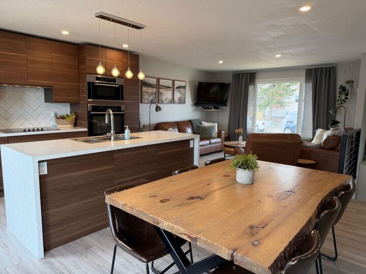 Property Photo:  2106 7 Avenue  AB T0L 0Z0 