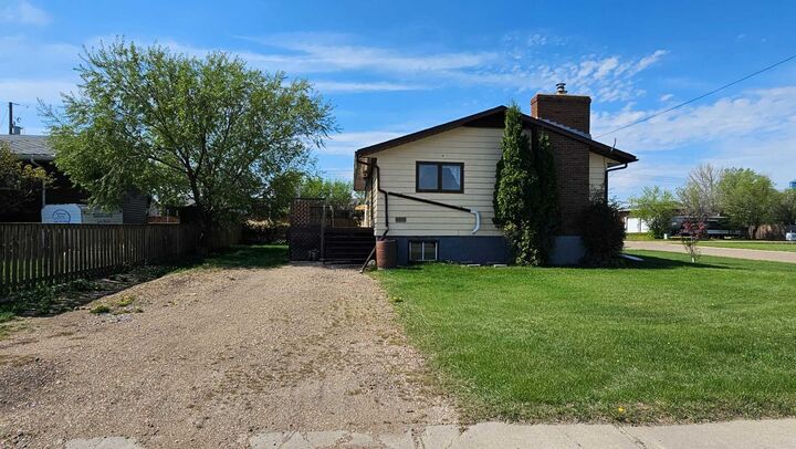 Property Photo: 4618 Westminster Avenue AB T0C 1C0