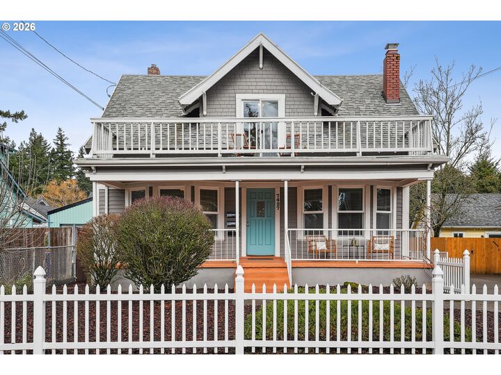 Property Photo:  7427 SE Woodstock Blvd  OR 97206 
