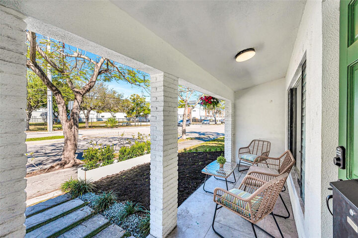 Property Photo:  1760 NE 13th Street  FL 33304 