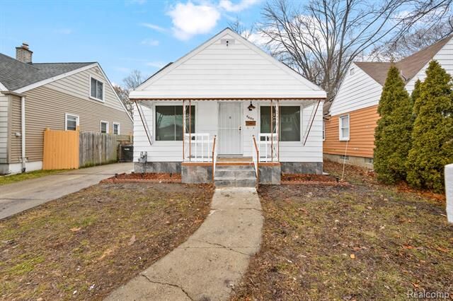 Property Photo:  6485 Rosemont Avenue  MI 48228 
