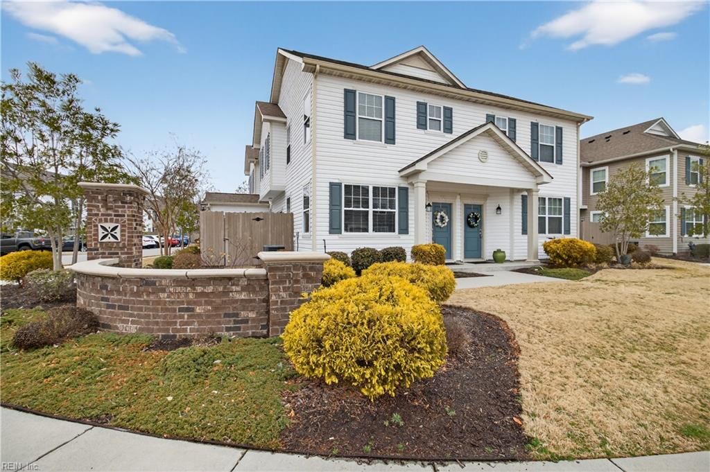 Property Photo:  3800 Clarendon Way  VA 23456 