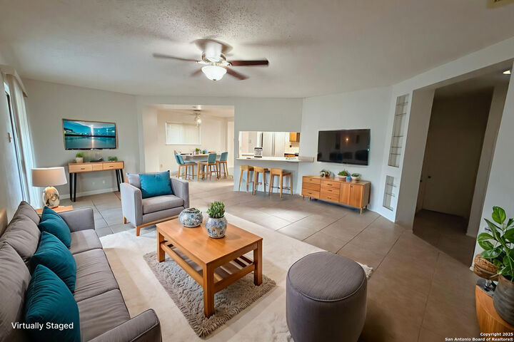 Property Photo: 14218 Fairwayhill TX 78217