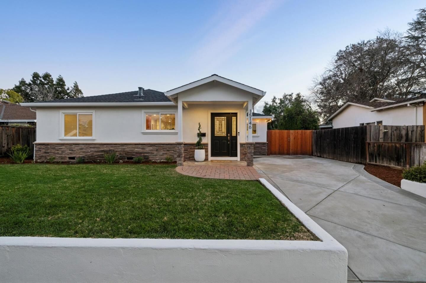 Property Photo: 15146 Stratford Drive CA 95124