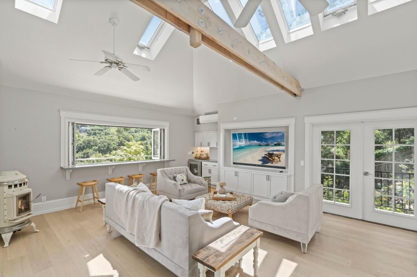 Property Photo: 145 Central Avenue CA 95030