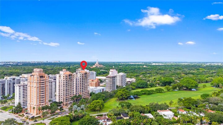 Property Photo:  626 Coral Way 503  FL 33134 