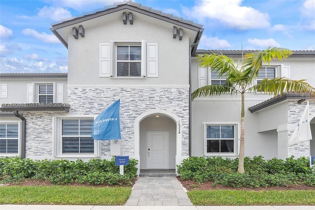 Property Photo:  16224 SW 291st St  FL 33033 