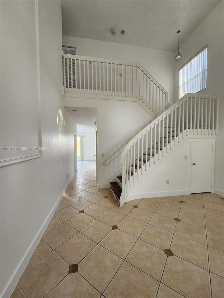 Property Photo:  5085 SW 155th Ave 5085  FL 33027 