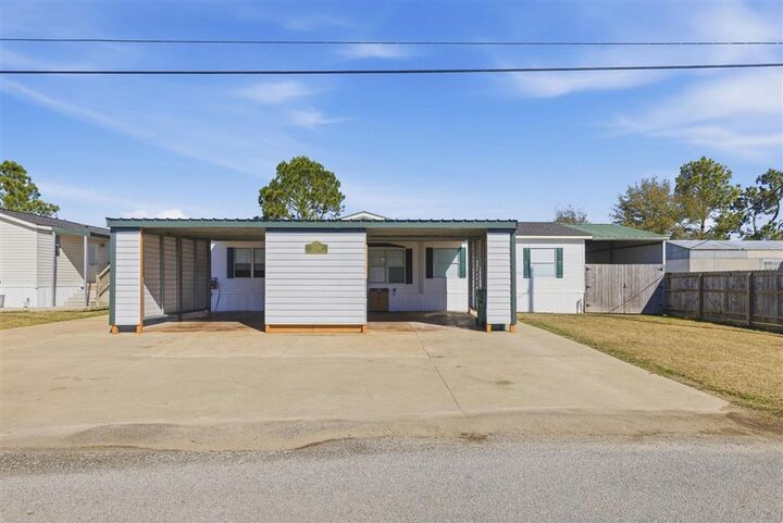 Property Photo: 2430 N Flounder Drive N LA 70605