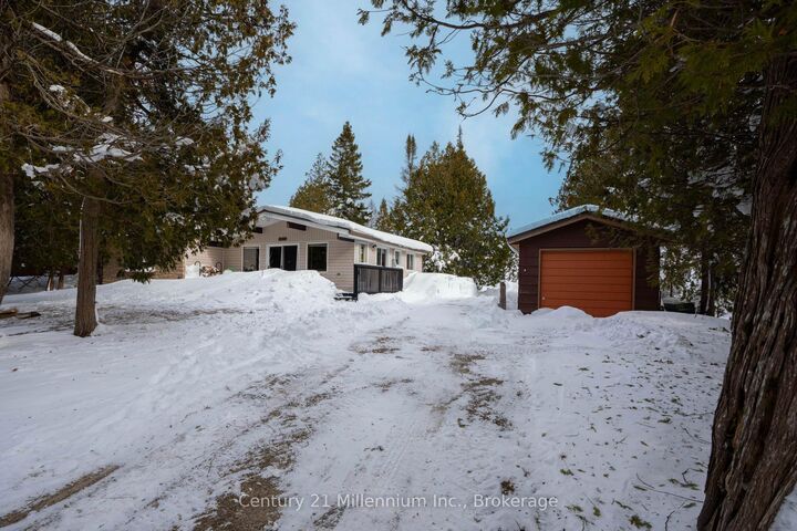 Property Photo: 465 Shoreline Avenue ON N0H 2T0