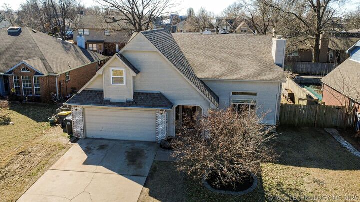 Property Photo:  1104 E 137th Street  OK 74033 