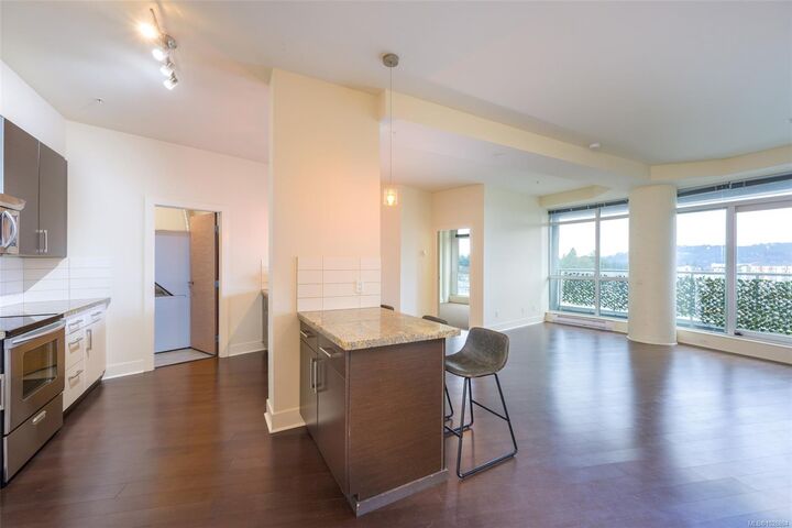 Property Photo: 2745 Veterans Memorial Pkwy #728 BC V8X 5C6