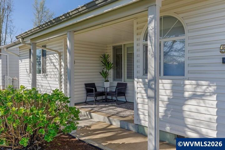 Property Photo:  575 N Cascade Dr  OR 97071 