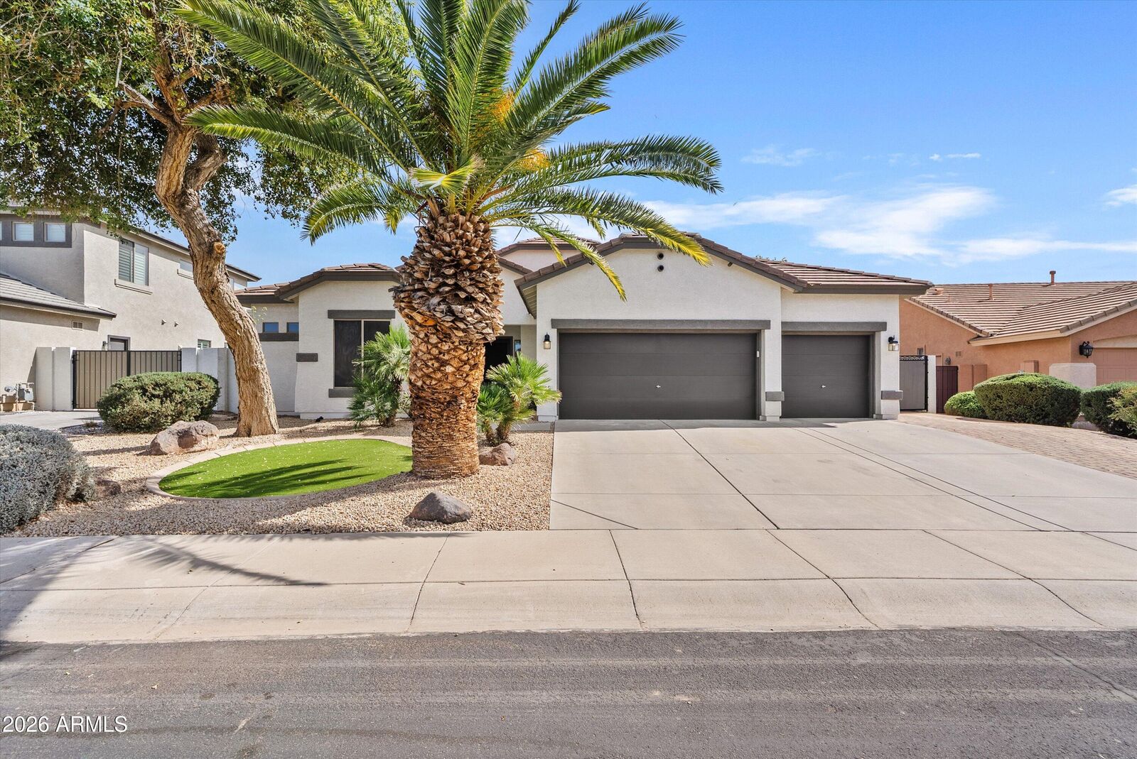 Property Photo: 6435 S Blake Court AZ 85298