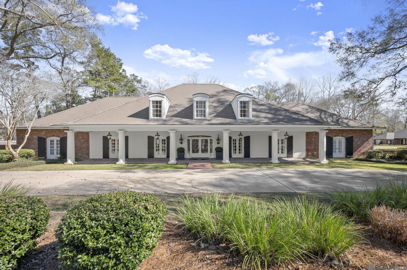 Property Photo:  5021 Lost Oak Dr  LA 70817 