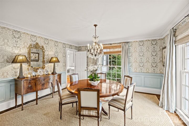 Property Photo:  640 Colville Road  NC 28207 