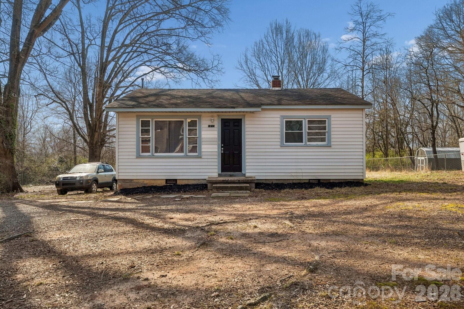 Property Photo: 1713 Younger Avenue NC 28677