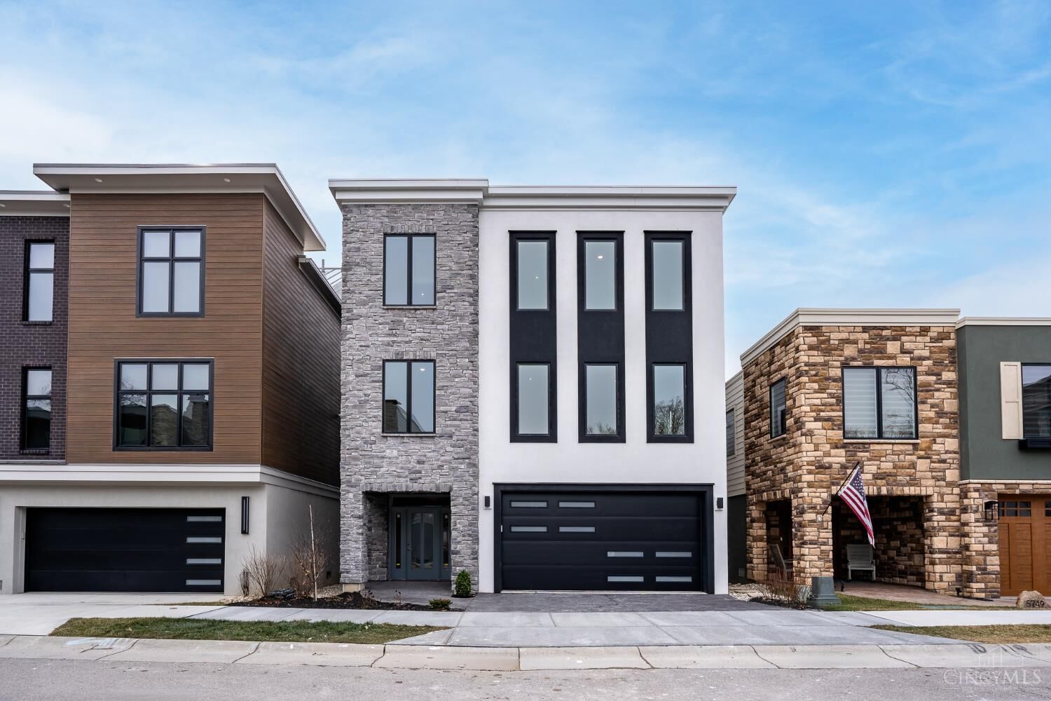 Property Photo: 5751 Sanctuary Place OH 45230