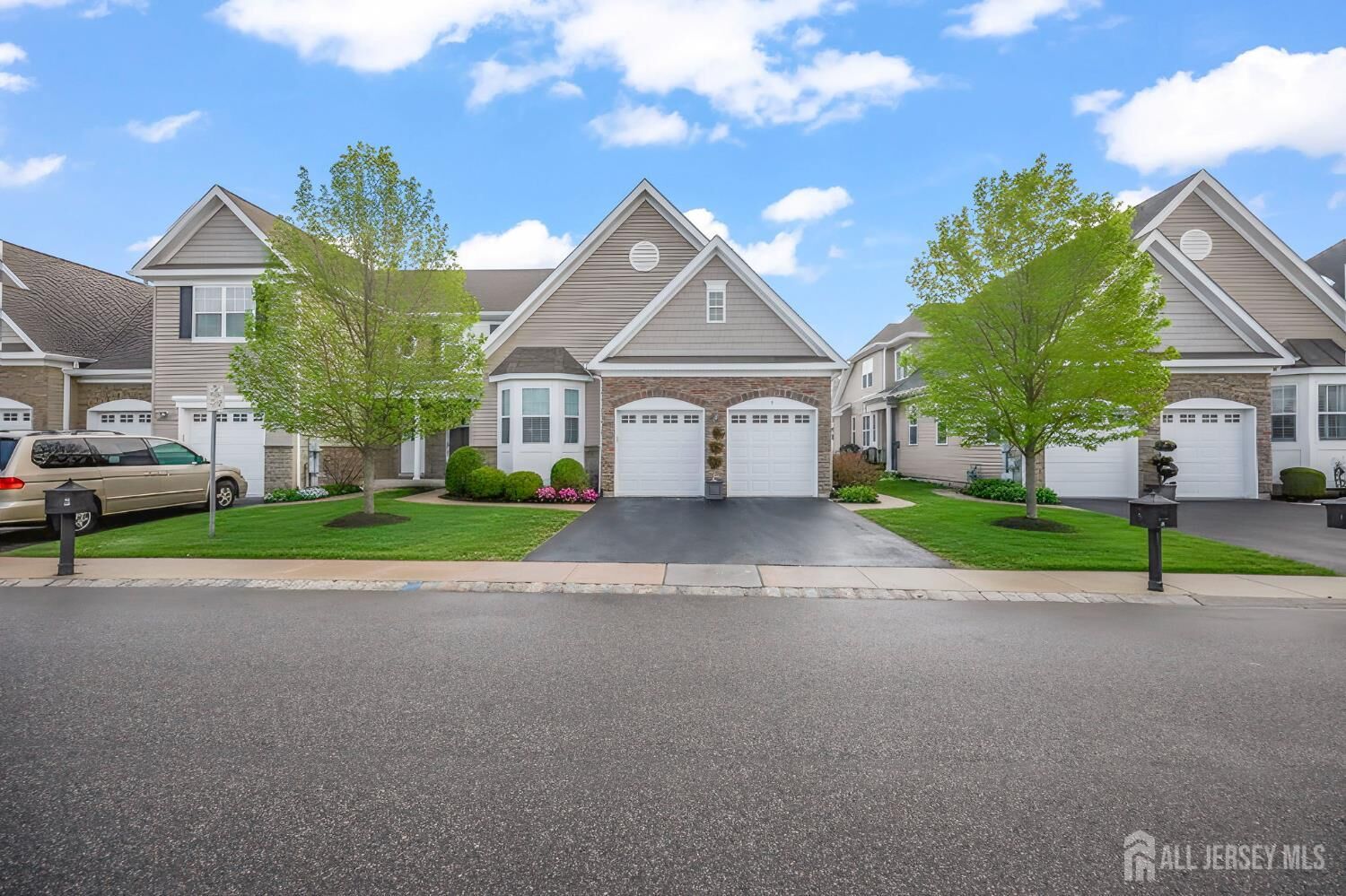 Property Photo: 5 Traditions Place NJ 08831