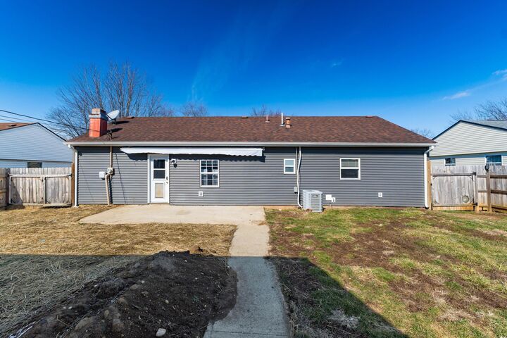 Property Photo: 863 Cherrydale Avenue OH 43207