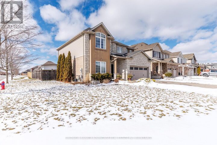 Property Photo:  6 Falcon Drive  ON L3C 0B2 