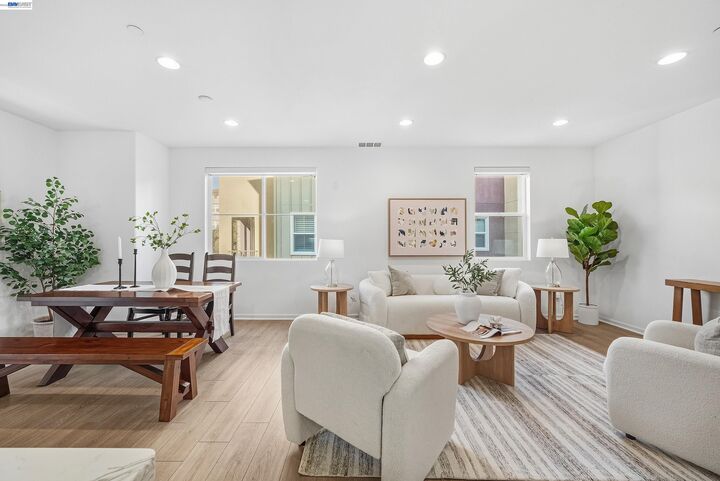 Property Photo:  1226 Creekside Way  CA 95035 