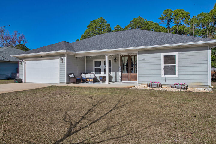 Property Photo:  8914 Timber Lane  FL 32566 