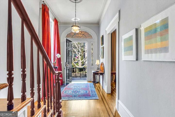 Property Photo:  211 E Charlton Street  GA 31401 