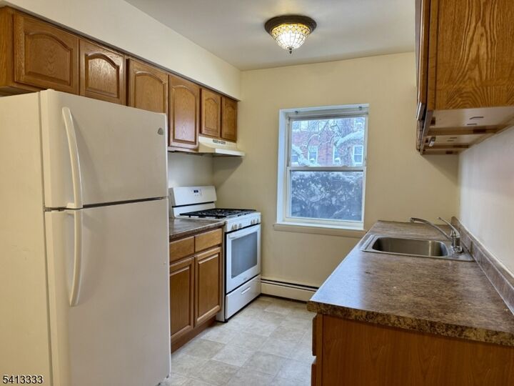 Property Photo:  538 Joralemon St 1  NJ 07109 