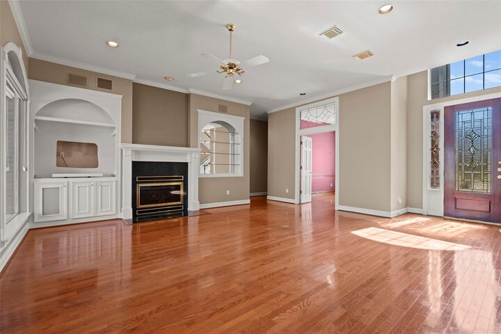 Property Photo:  299 Wedgewood Drive  TX 77356 