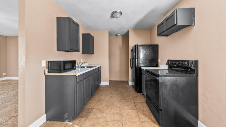 Property Photo:  6215 24th Street  TX 79407 
